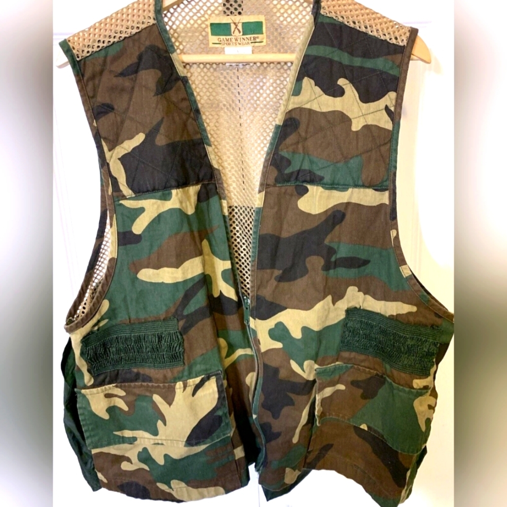 Game Winner Sportswear Camo Hunting Vest LRG 5 Pocket Back Game Bag